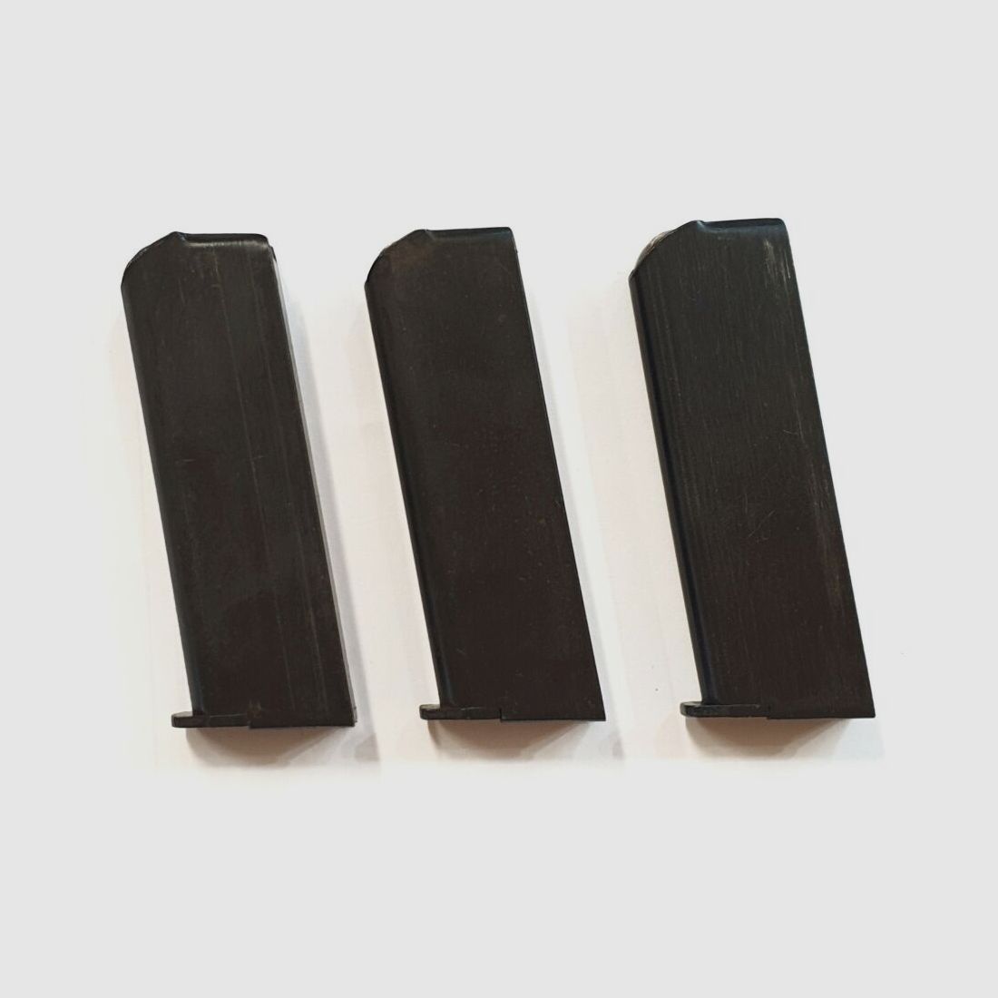 Manufacture d'Armes des Pyrénées Françaises cargador para pistola Unique modelo L - 9 mm corto - 7 disparos, imagen 2 de 3