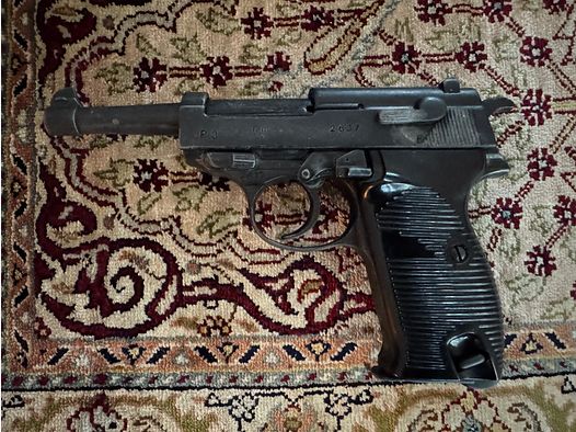 Pistolet décoratif Walther P38 arme décorative