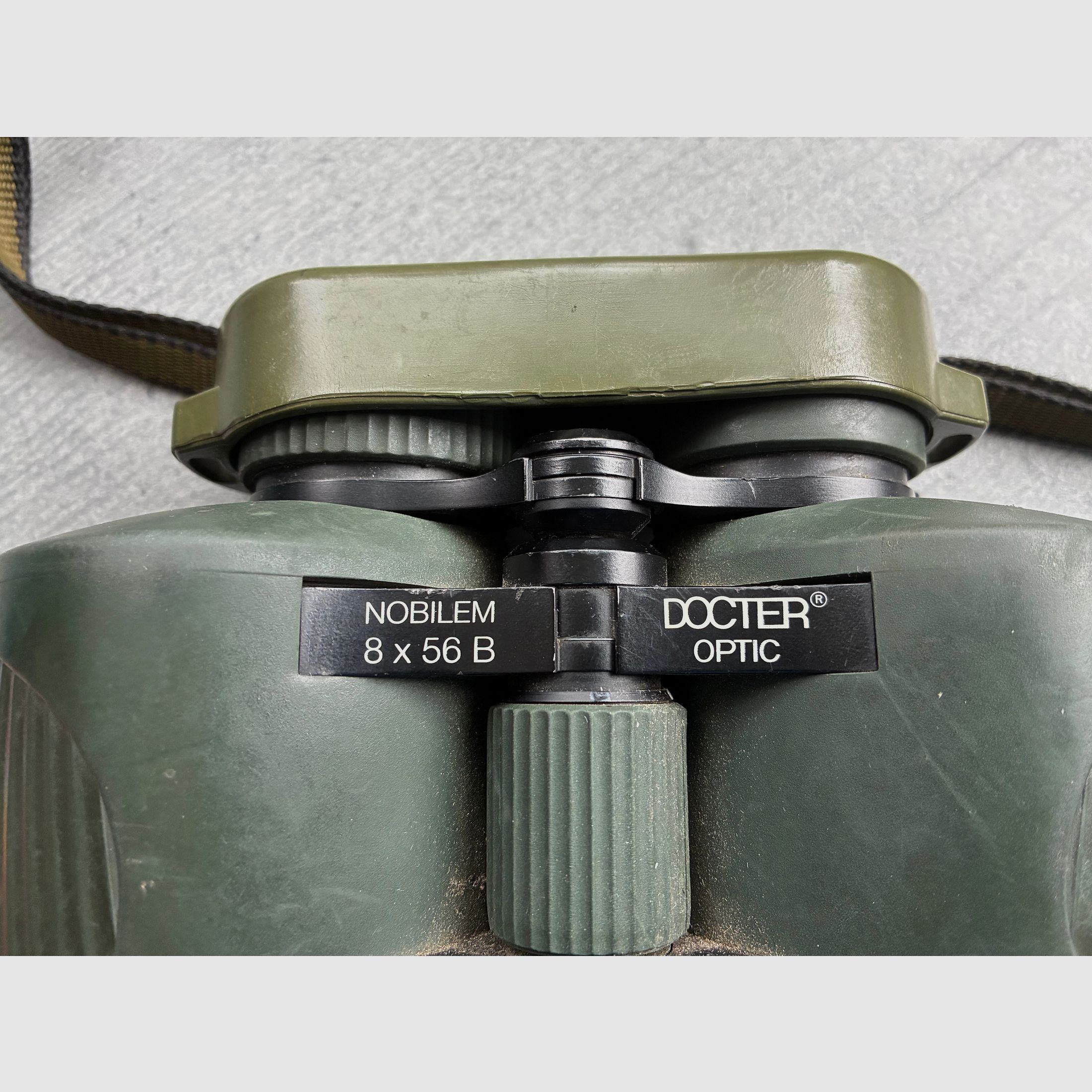 Jumelles DOCTER Optic Nobilem 8x56 B /GA, vert sapin