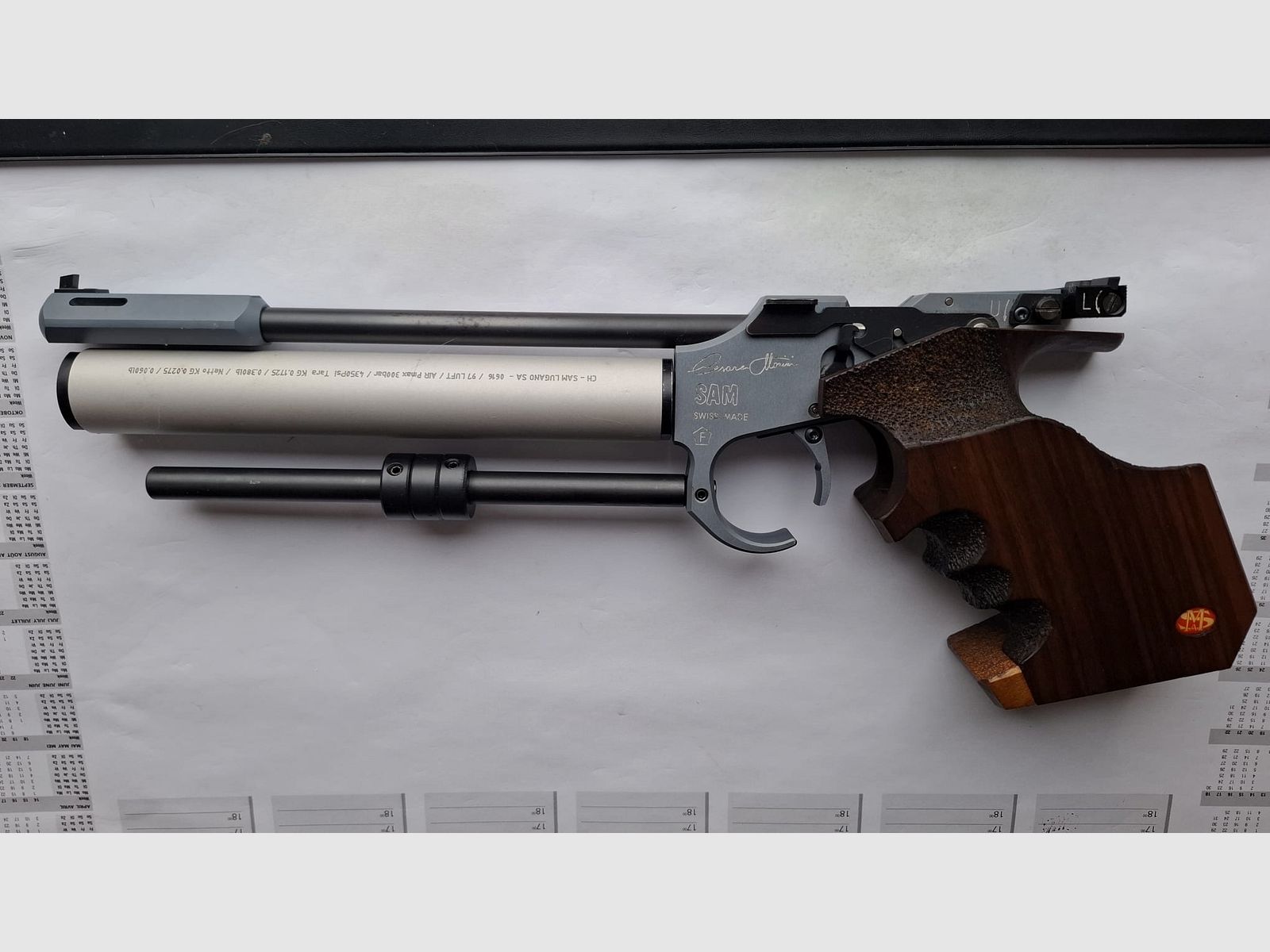 Pistolet à air Anschütz SAM M10 Cal.4,5