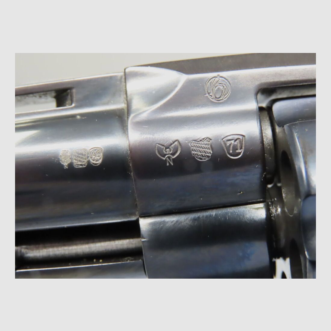 Colt Python 6" cali z 1971 roku