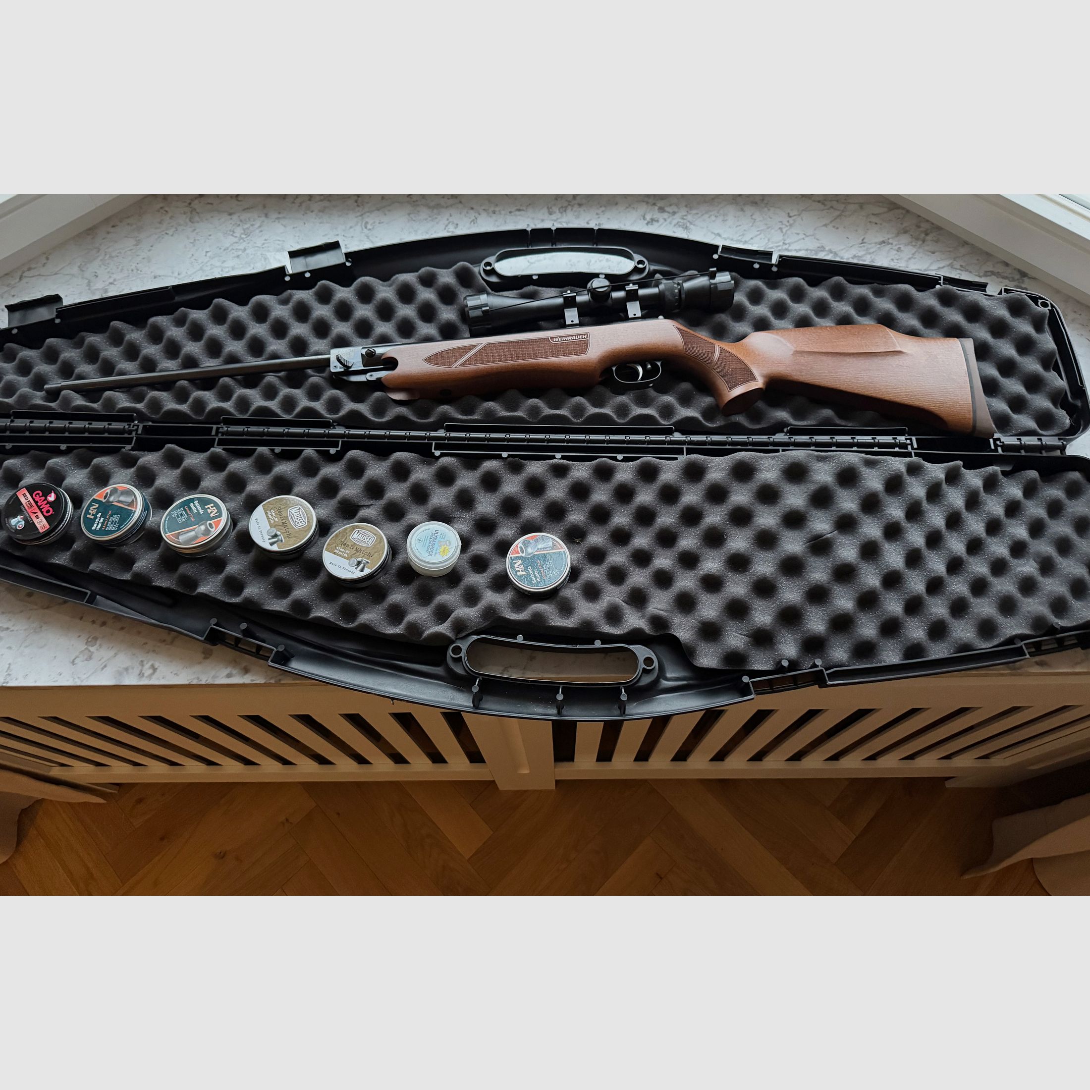 Weihrauch HW 35 Luftgewehr mit Zielfernrohr, 2000 Diabolos & Hartschalenkoffer – neuwertig!