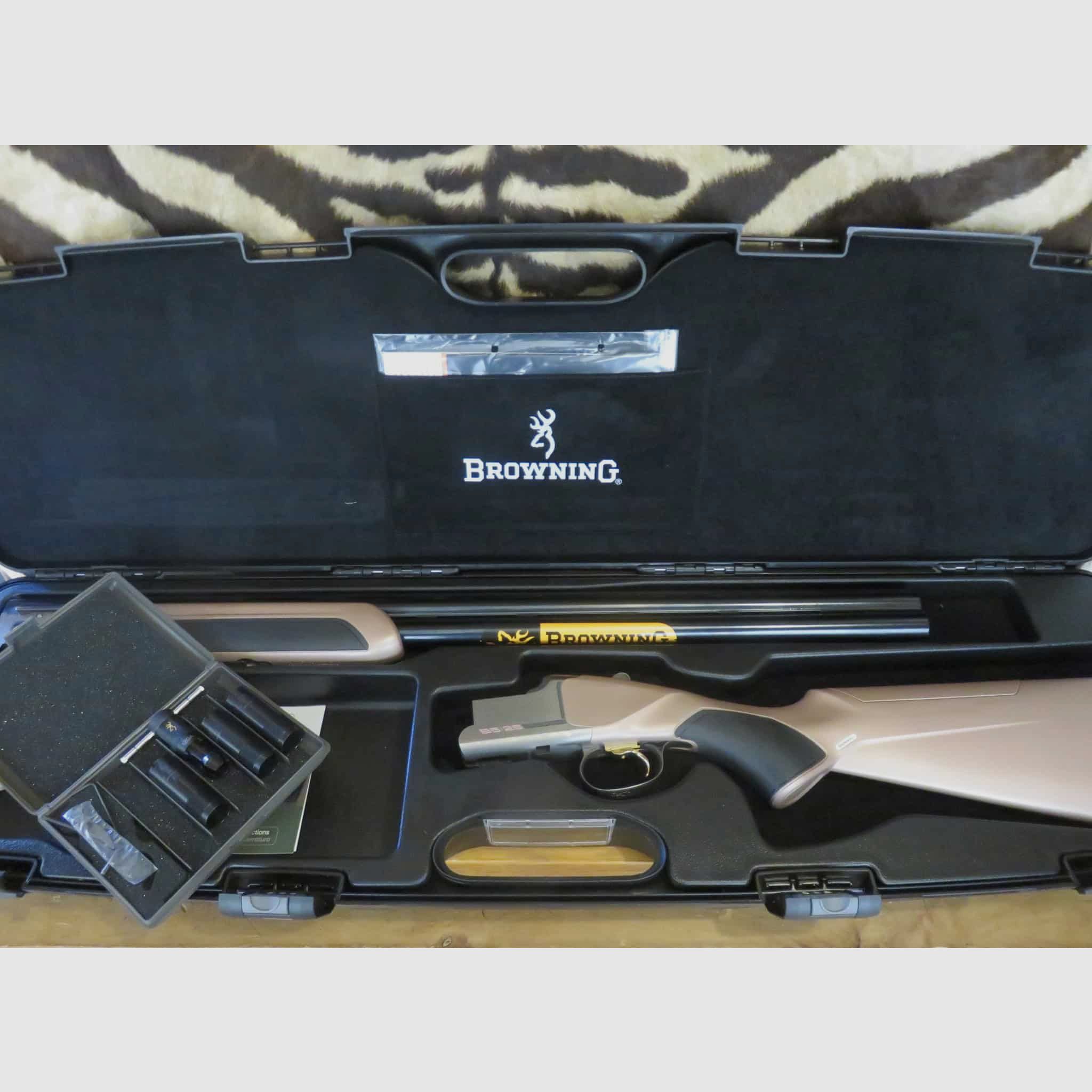 LIMITED EDITION – BROWNING B525 Compo Pink Adjust shotgun cal. 12/76 barrels 76 cm 5 chokes – gun case, image 10 of 10