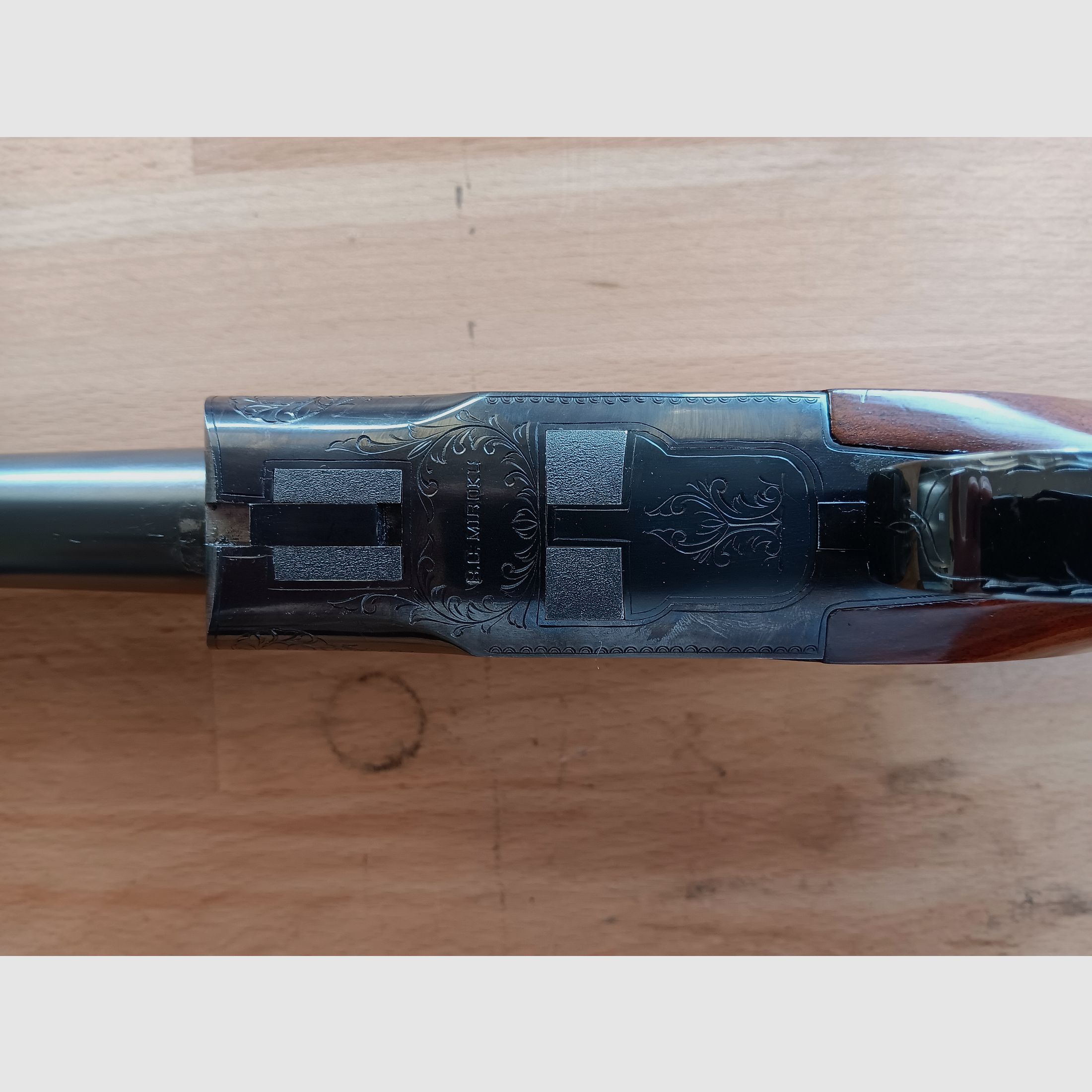 Anschütz Miroku con grilletto dorato versione da caccia con estrattori