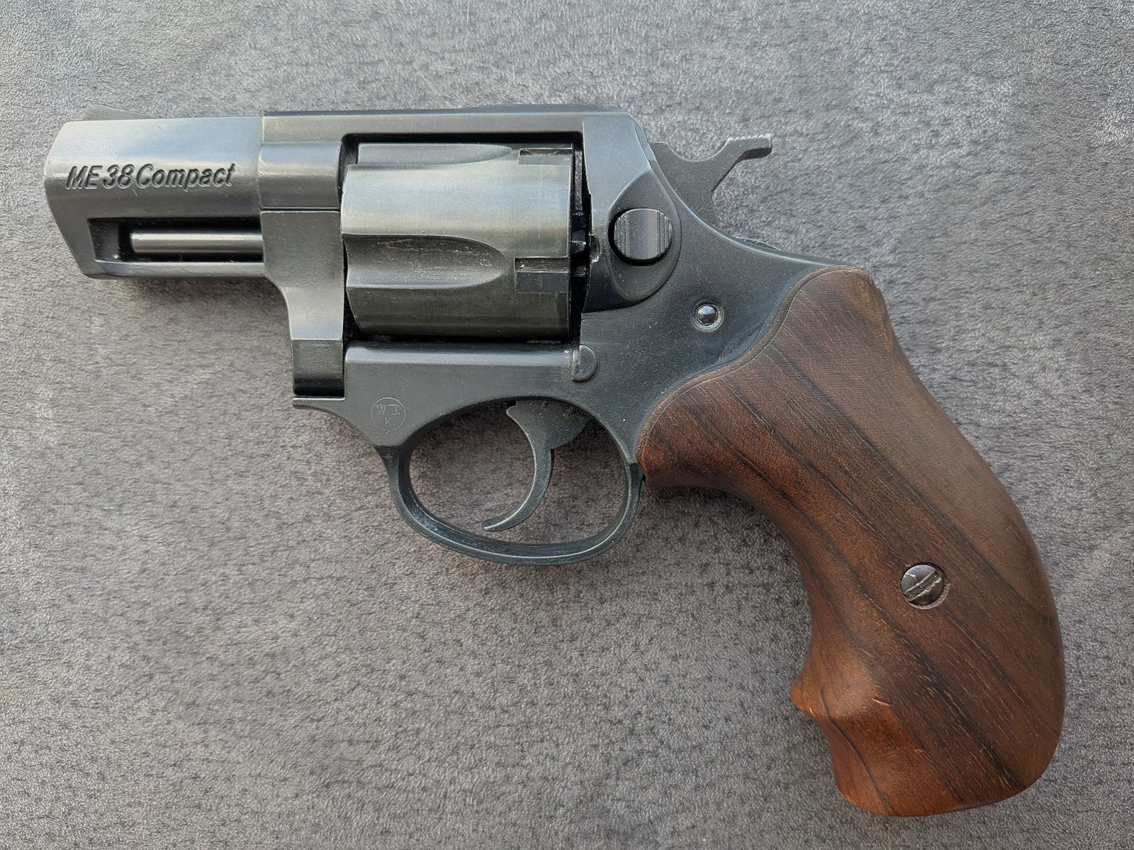 ME 38 Compact - Revolver - alte PTB 542 - 9mm Knall - Holzgriff - SSW
