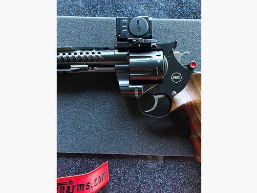 Korth Revolver Ranger NSX 6 Zoll 8-schüssig . 357 Magnum