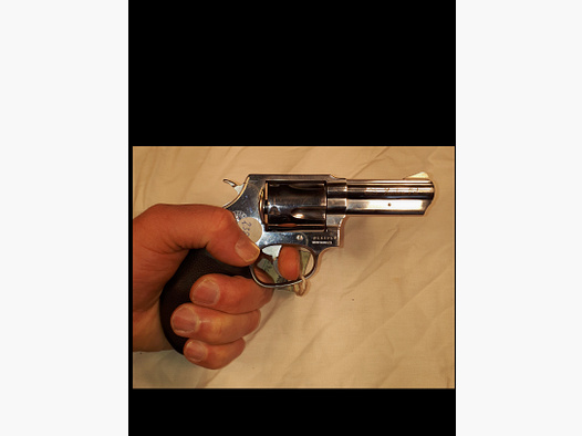 Taurus, Modell 806, Edelstahl