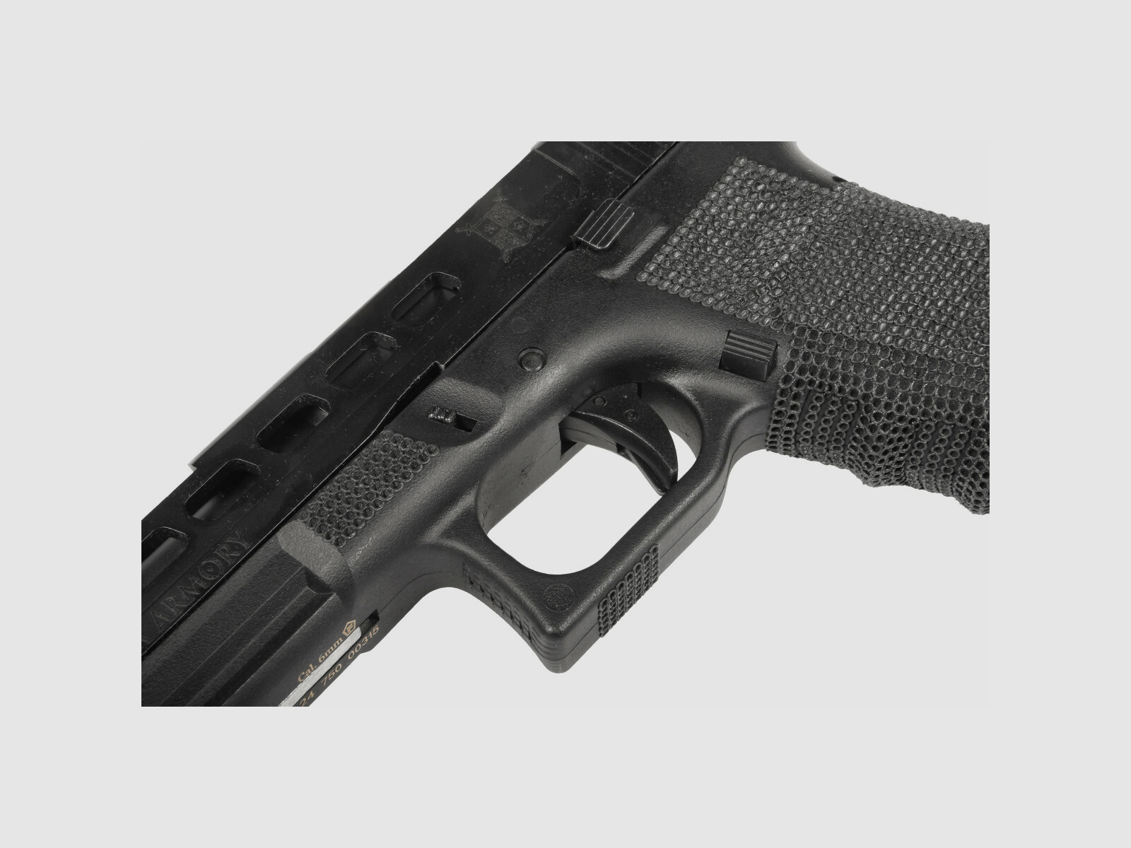 P06 GBB Airsoft Pistole in Schwarz | Delta Armory