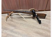 Sauer 101 GTI, mit Leica Magnus 1,8-12x50 i, mit Schiene