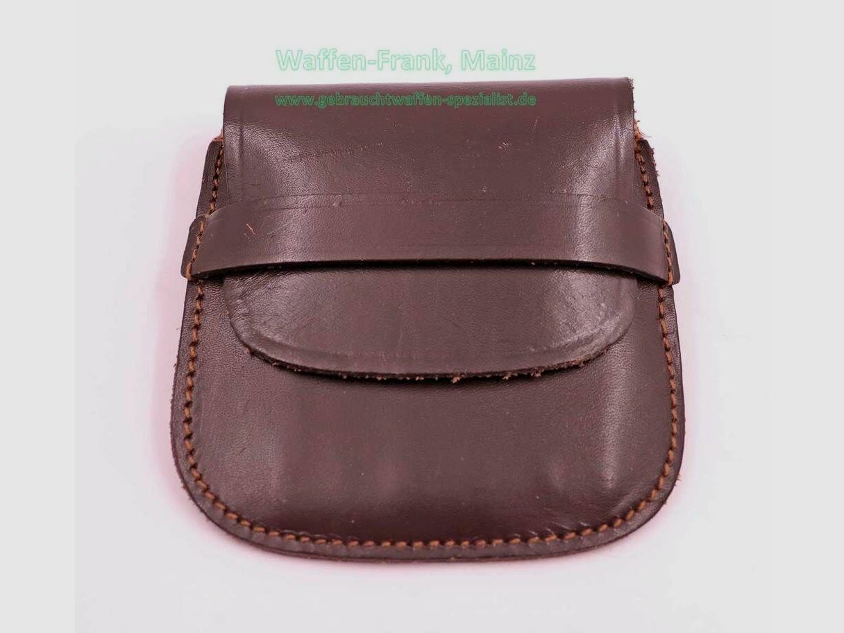 Manufacturer unknown cartridge case made of smooth leather