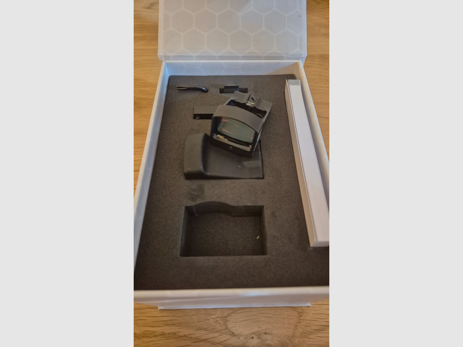 GPO (German Precision Optics) SPECTRA Pistol Dot red dot sight new & unused in original packaging, imagen 2 de 2