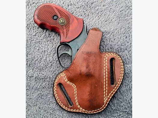 Bianchi  Gürtelholster  /   aus   den  USA 