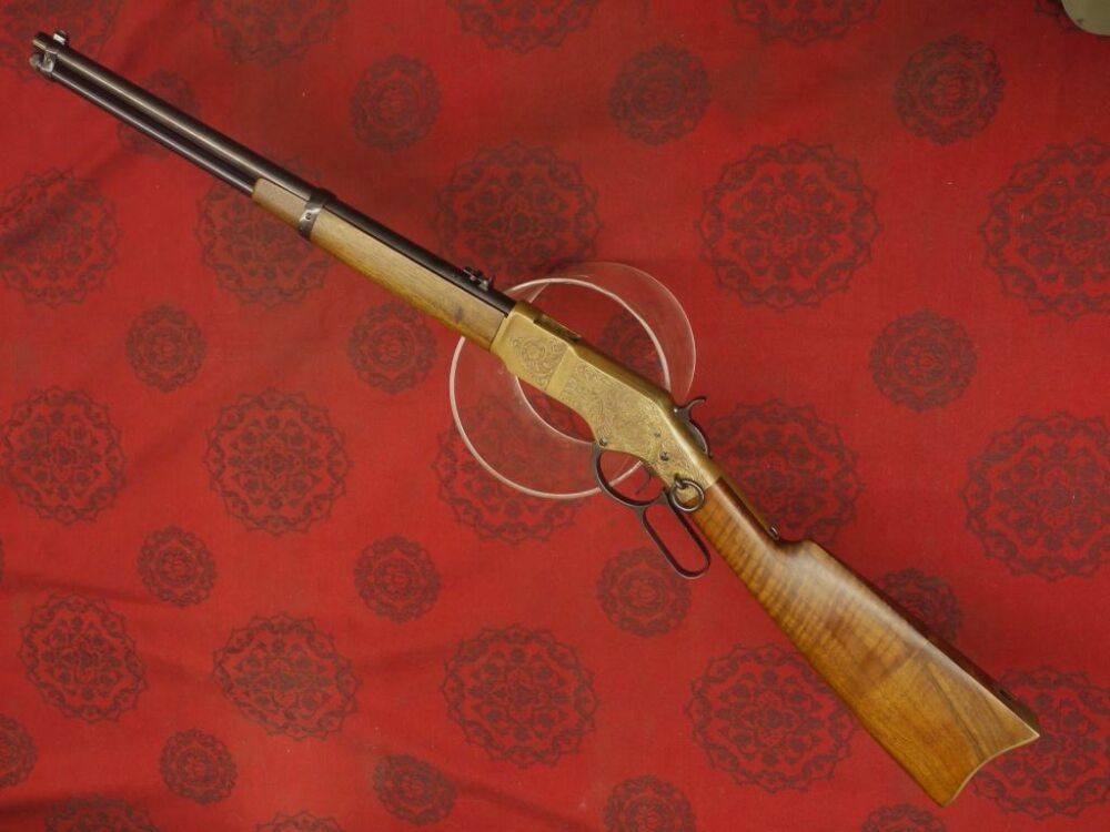 Uberti 1866 Yellowboy (graviert)