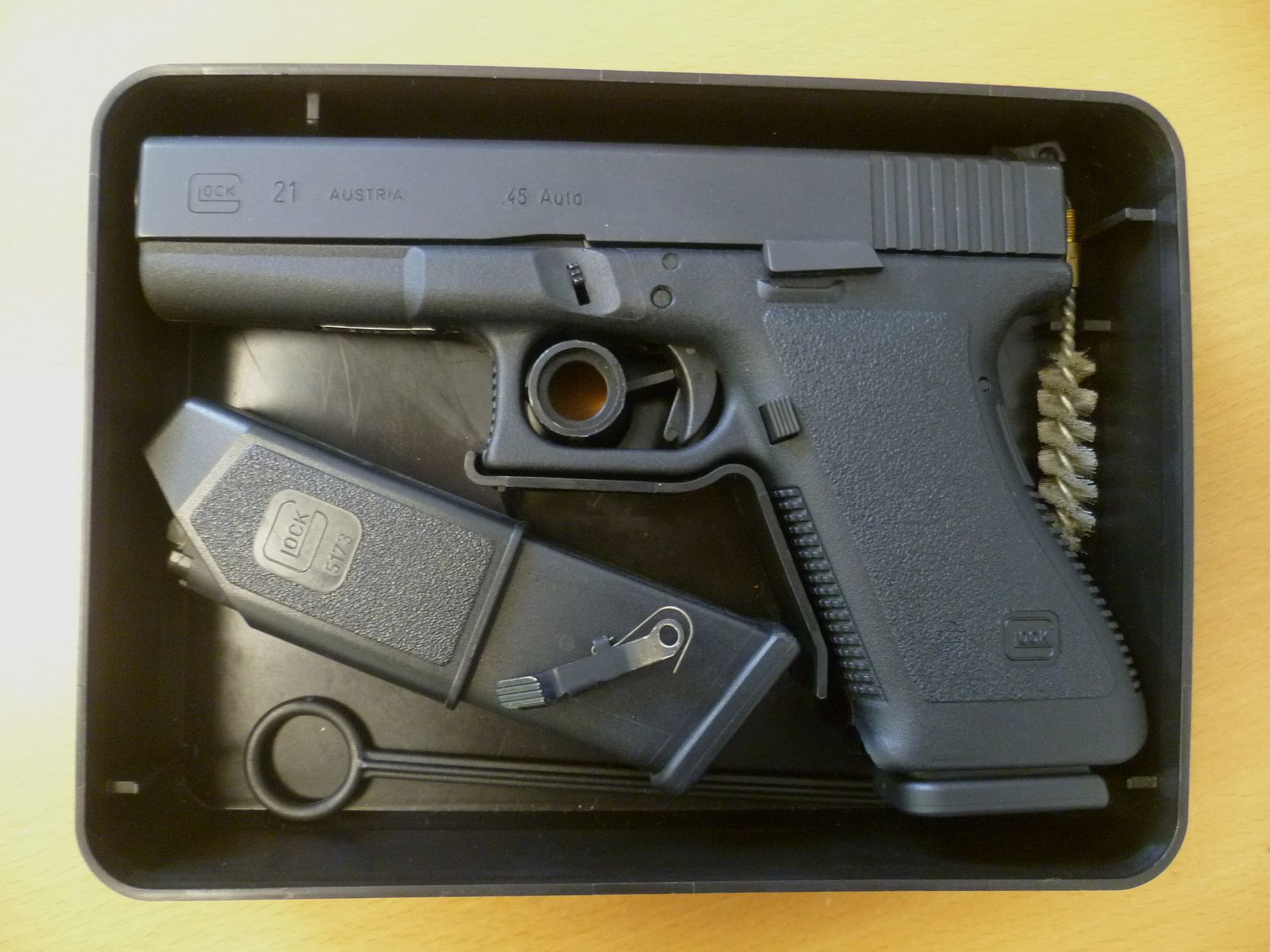 Pistole Glock 21 .45 Auto.