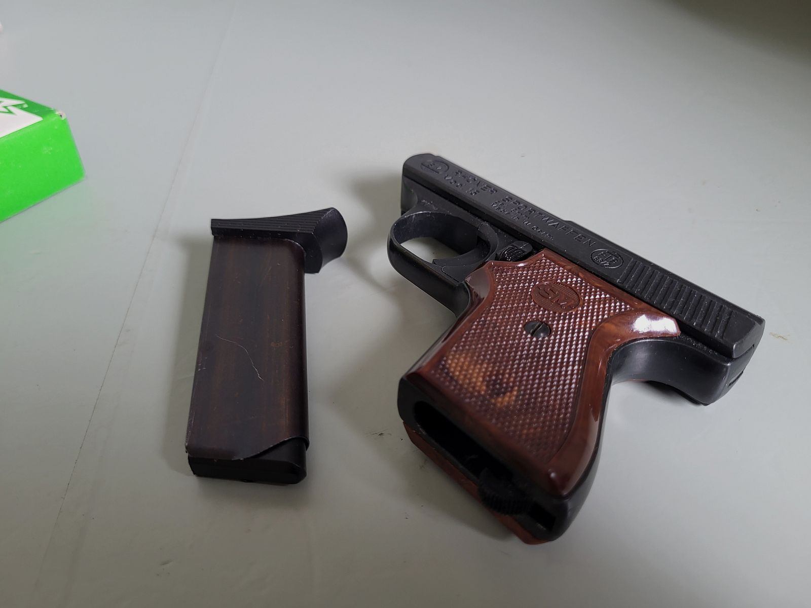 Pistola - Rhöner Mod. 15 arma deportiva - W. Alemania 1983 año - Completo