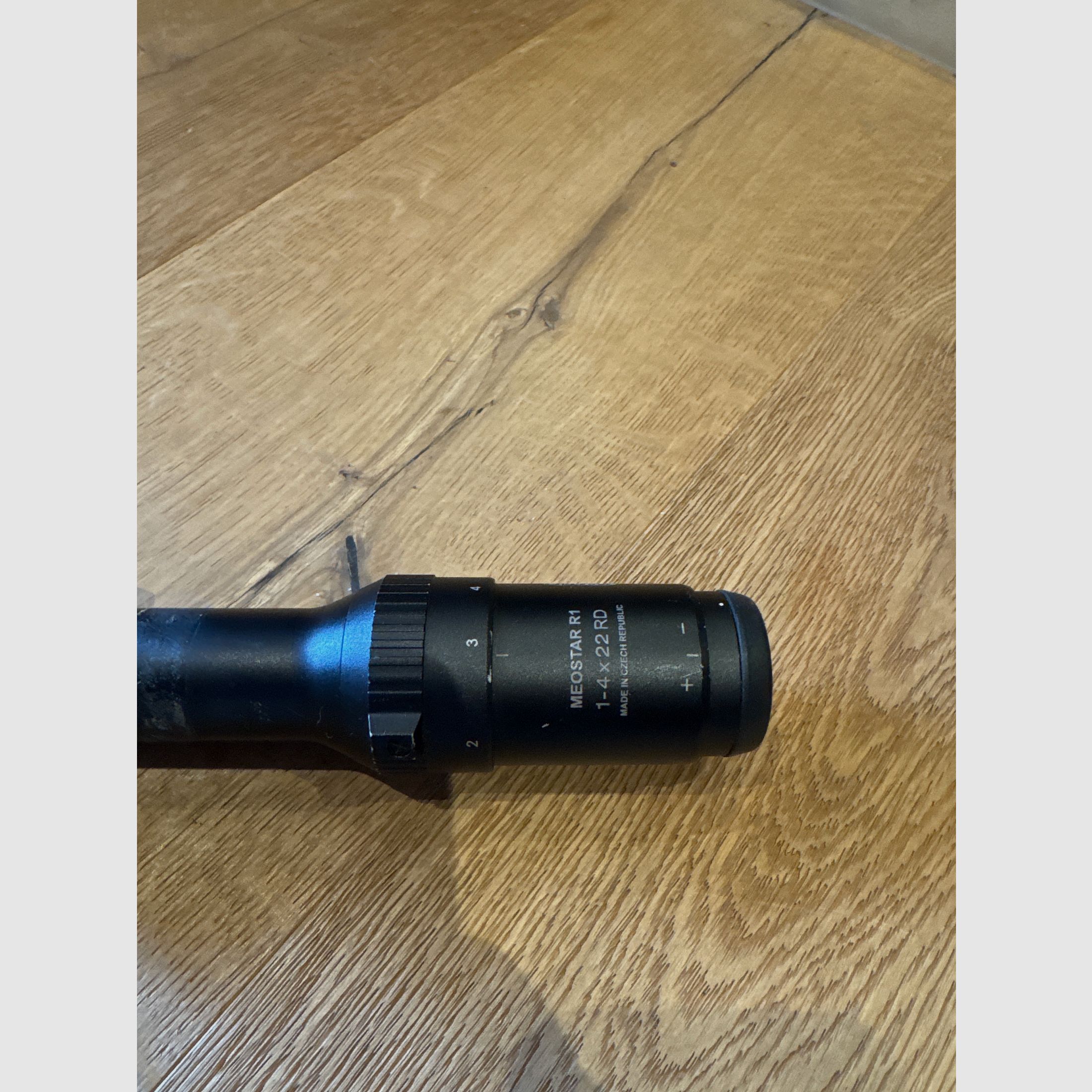 Drive hunting scope Meopta 1-4x22 RD