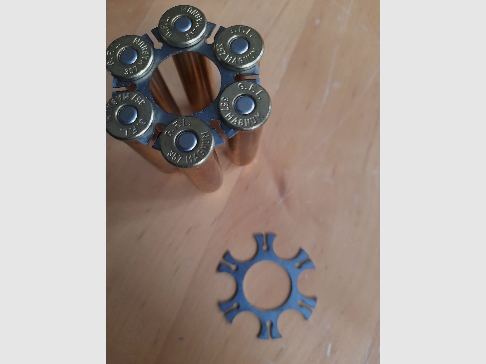 Sport revolver S&W 627 caliber: .357 Mag./.38 Special