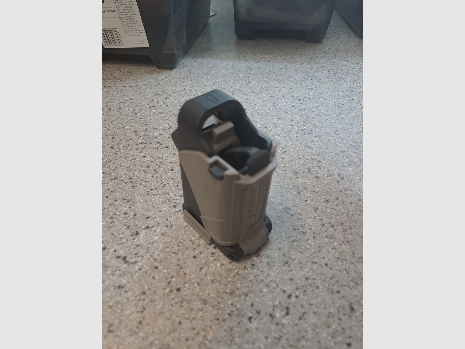 MAGLULA Speedloader/Magazinlader22UpLULA Pistol Mag Loader 62B22lr doppelreihige und  einreihige Magazine