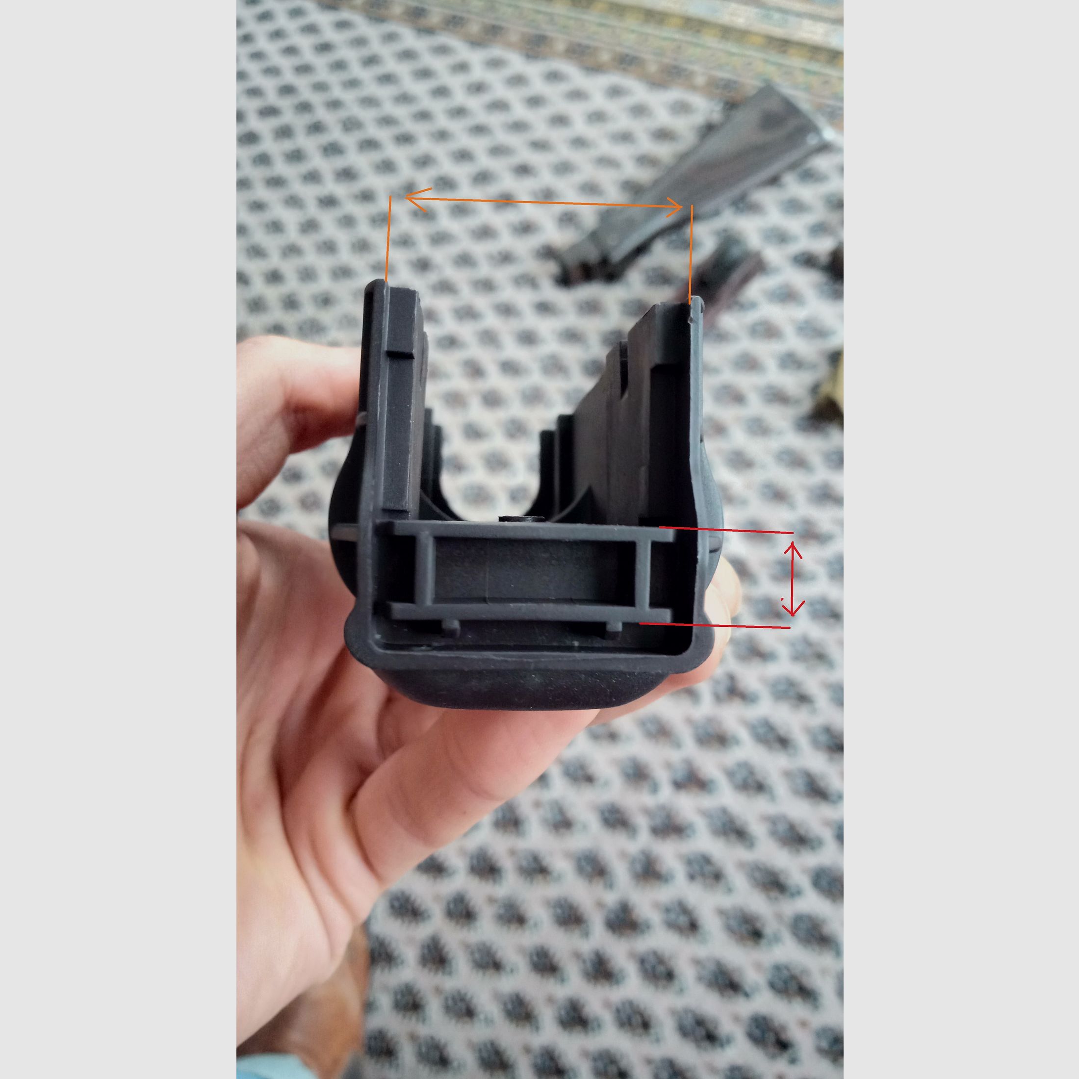 AIRSOFT - Gerippter Pflaumen-Polymer-Handschutz für die Spielzeug Krinkov (AKS-74u) / Preis VB // GBB S-AEG / AKSU