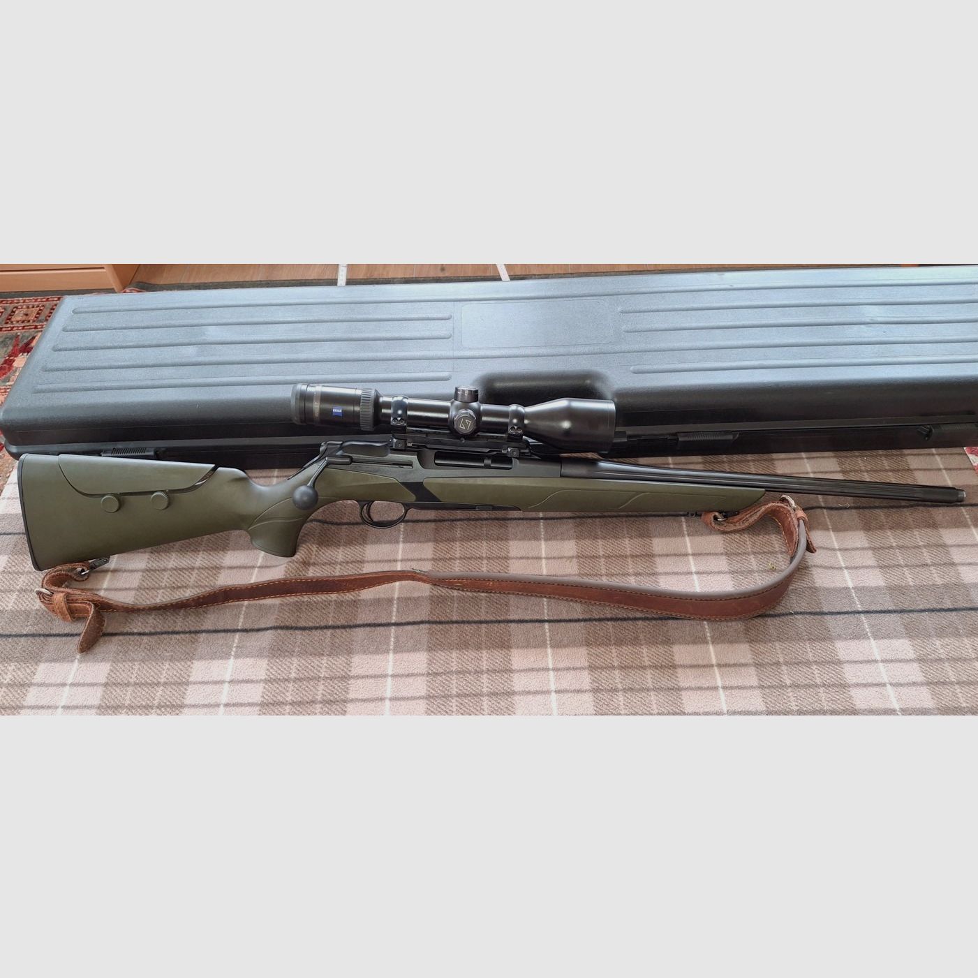 Carabine à répétition Merkel RX Helix avec canon interchangeable