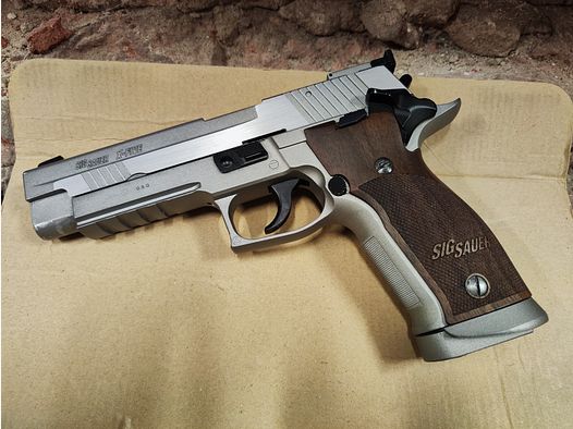Sig Sauer P226 X-Five inoxidable 4,5mm BB CO2 madera auténtica