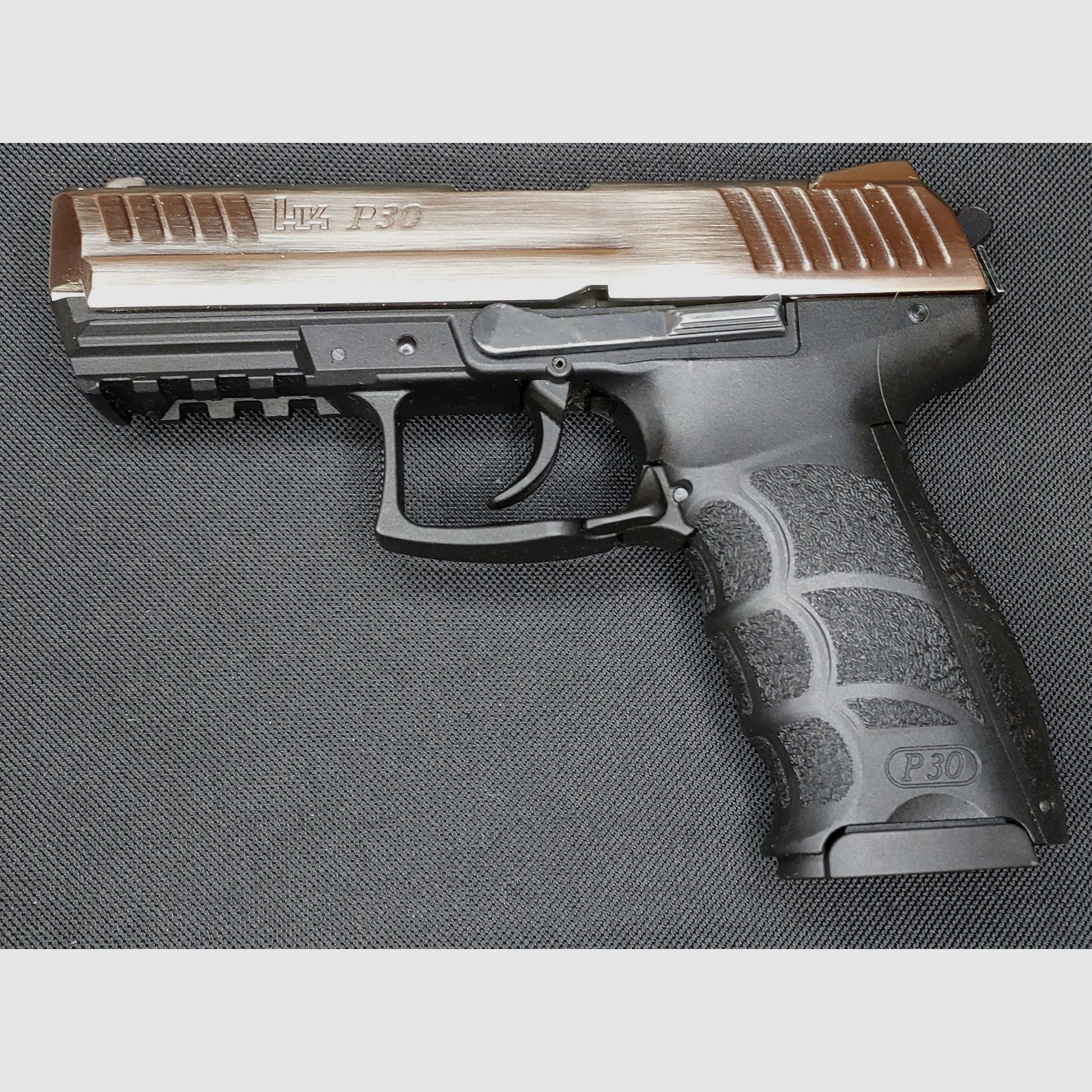 Heckler & Koch P30 blank-firing pistol 9 mm P.A.K. steel finish (PTB 912)