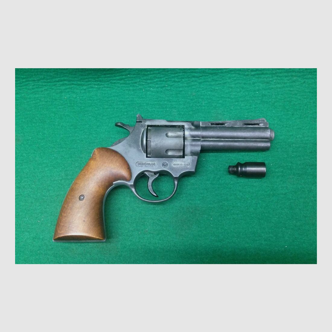 Cuno Melcher	 ME Magnum Revolver 9mm