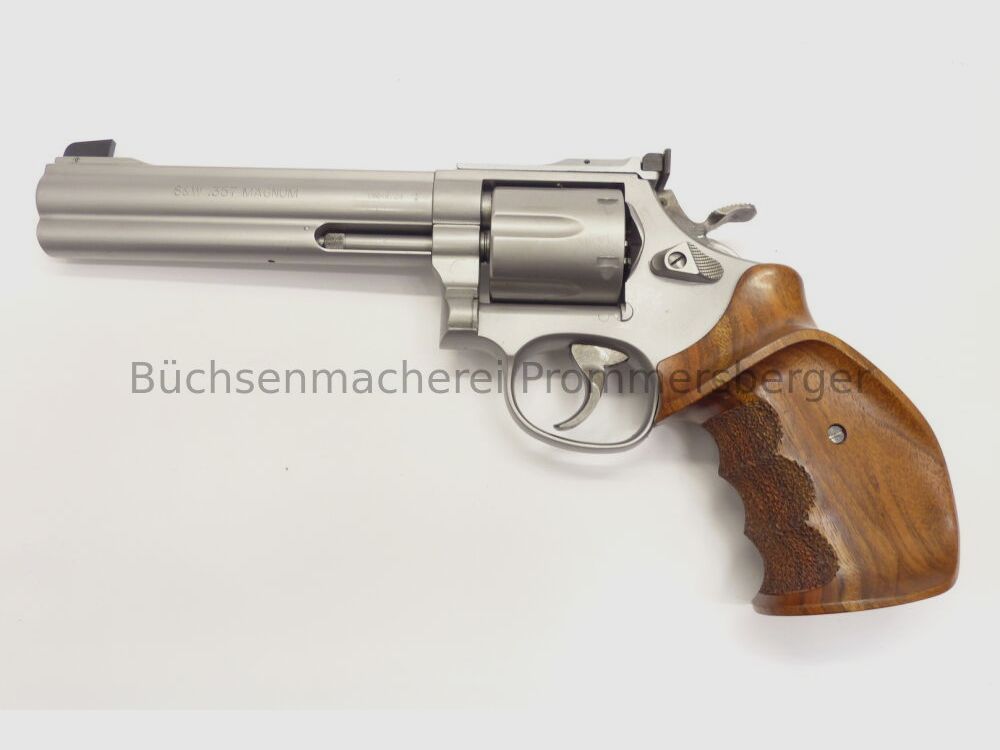 Smith & Wesson 686 2 1/2 Standard