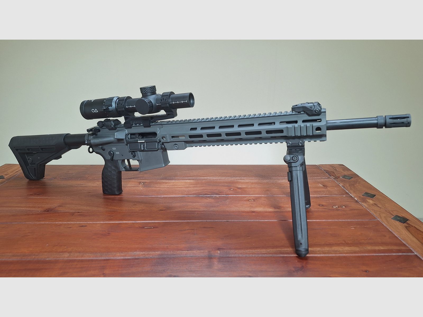 Oberland Arms M5 PR 16,75" – Cerakote Battleship Grey – sehr guter Zustand