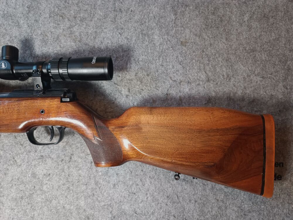 Carl Walther Ulm KK Single-shot Sport Rifle with ZF Tasco 2.5-10x42