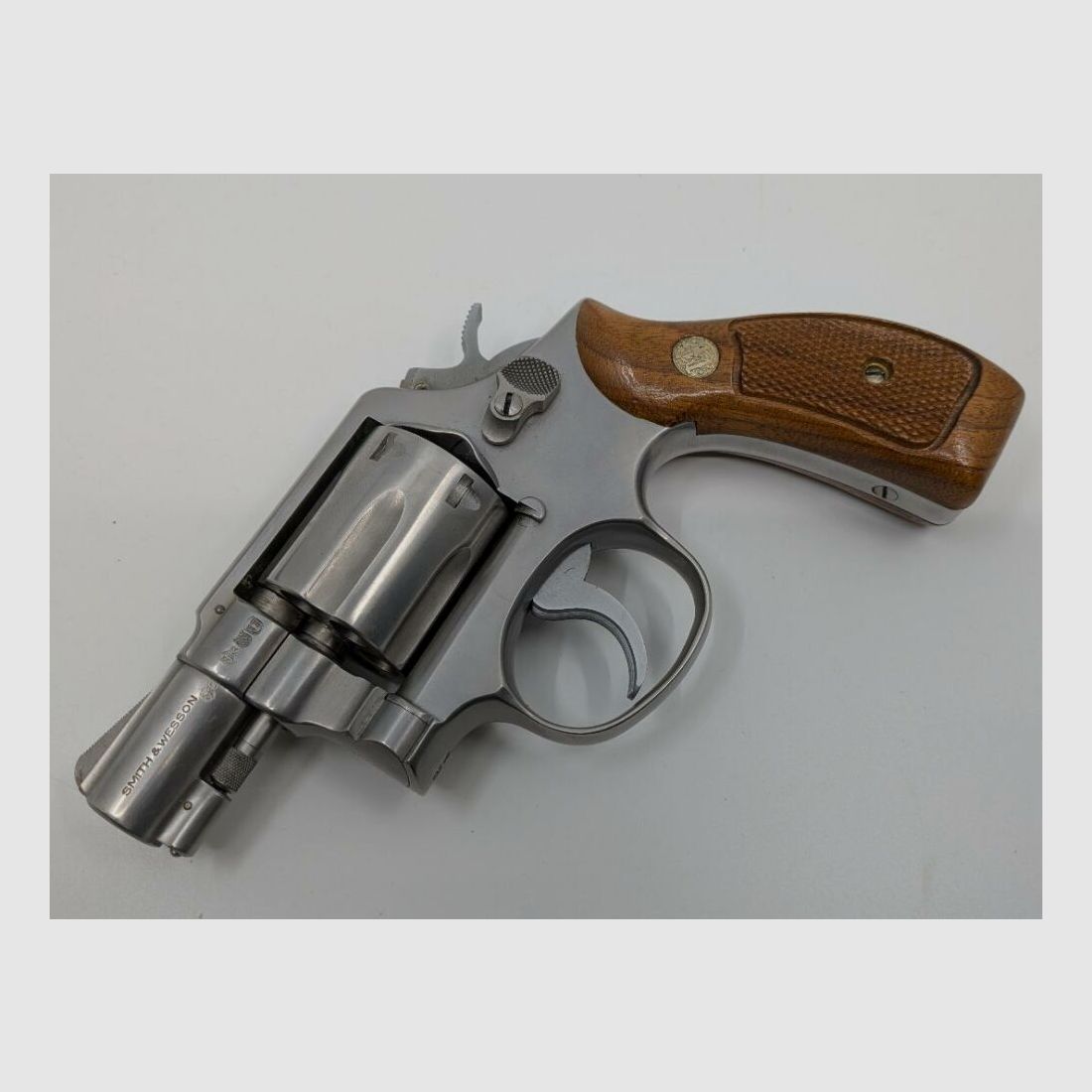 S&W 64