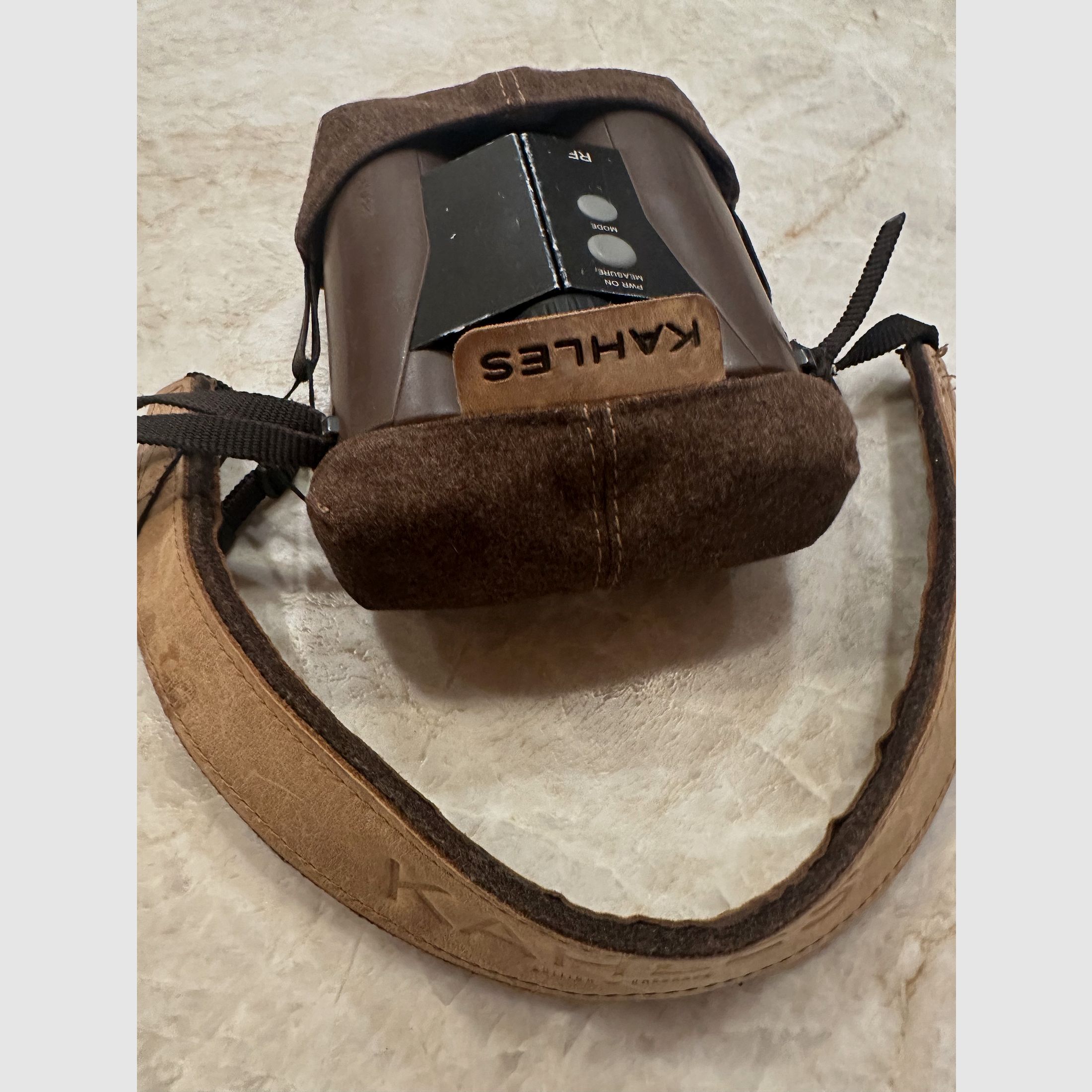 Kahles Helia RF 10x42 mit Entfernungsmesser