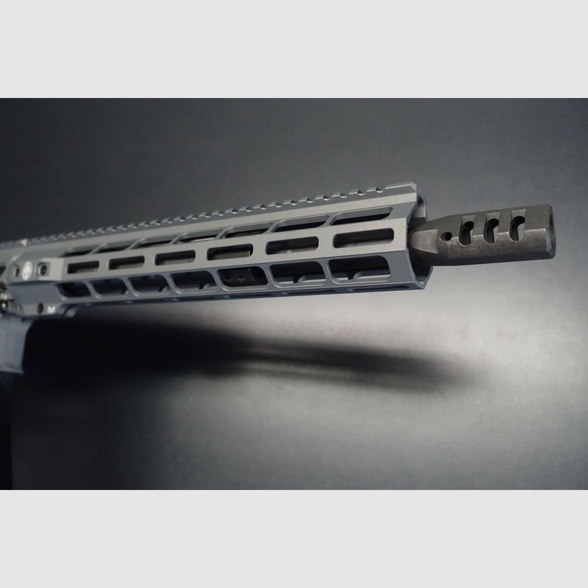 ADC M5 Swat Grey, Bild 2 von 5