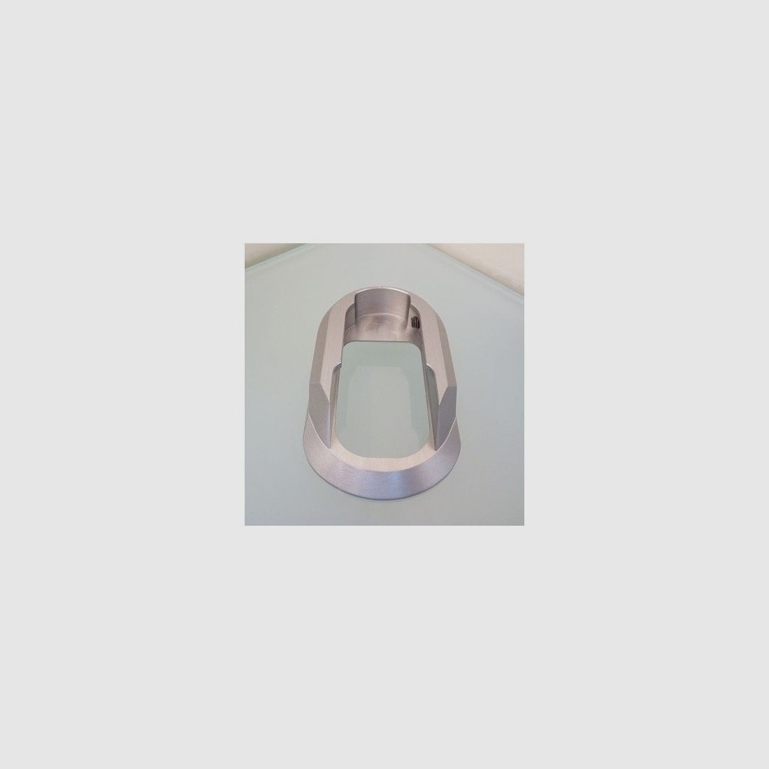Entonnoir de chargeur pour pistolet CZ, image 1 sur 4