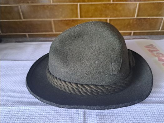 Hunter's hat by Anton Pichler, Graz     Size 60