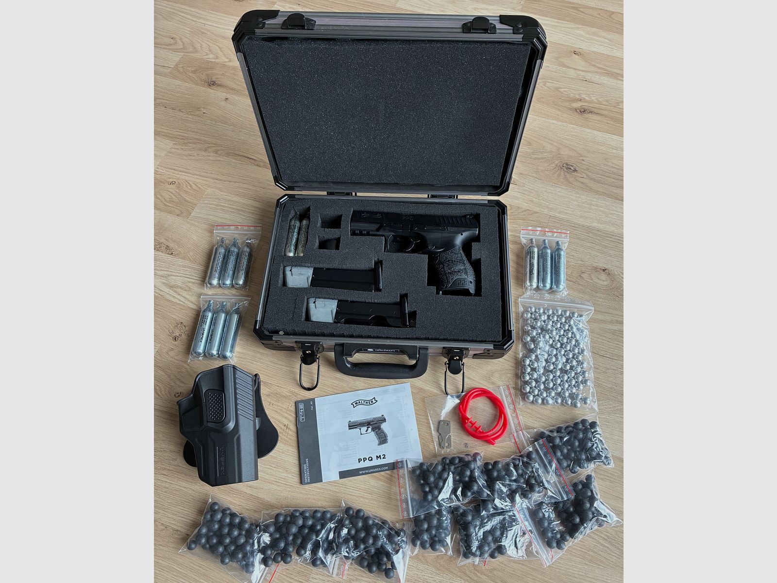 RAM-Pistole  -  Walther PPQ M2 mit Koffer, Zubehör und Ersatzmagazin, Bild 1 von 6
