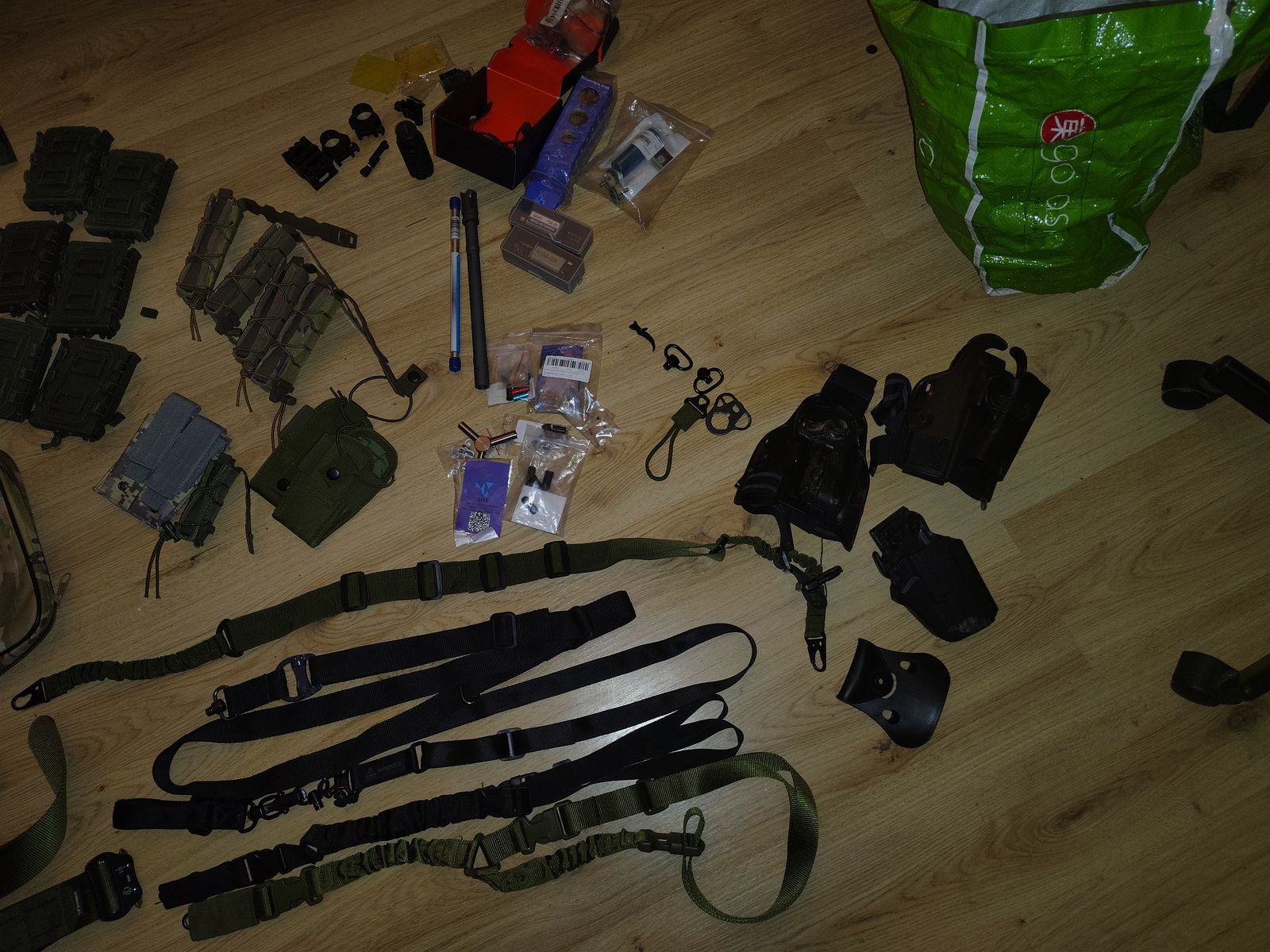 Gros lot d’équipement, technique et accessoires Airsoft