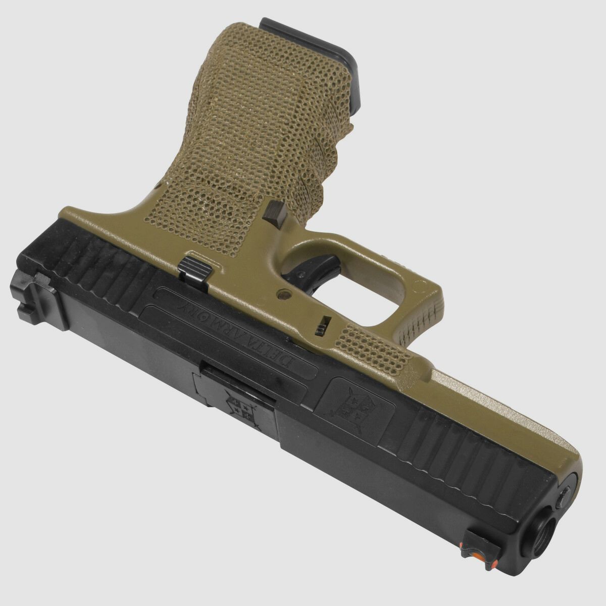 P04 GBB Airsoft Pistole in Oliv | Delta Armory