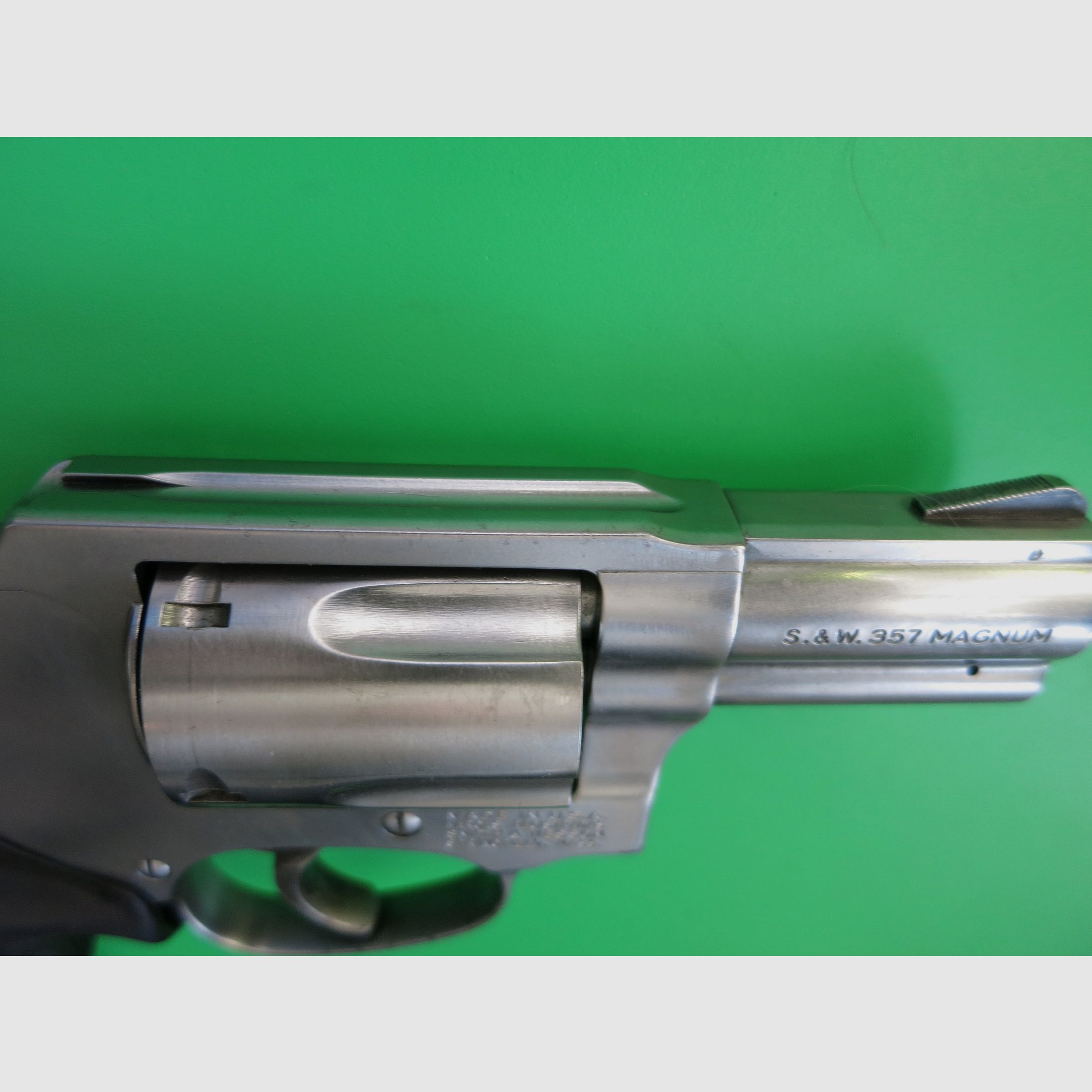 Revolver Smith&Wesson Mod. 60-90, .357 Magnum, 2,15" Lauf, stainless "Lady Smith"   #81