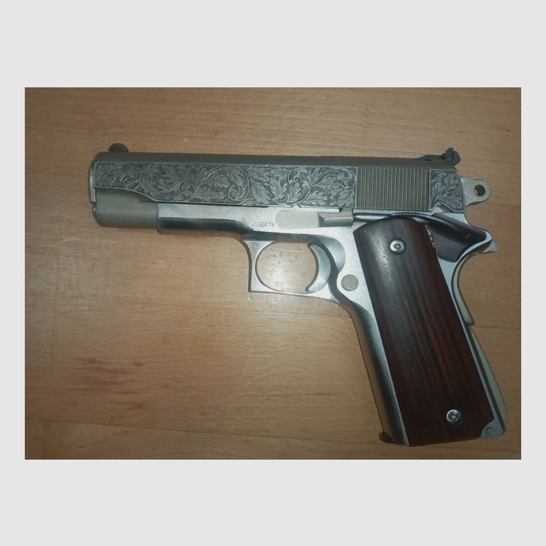 Colt Comander serii 70.