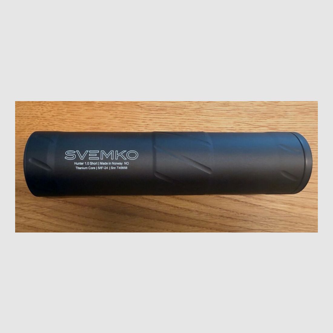 Svemko Short Titan