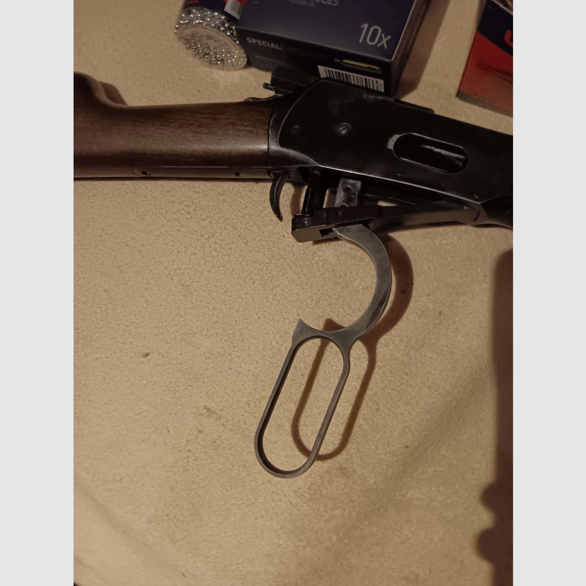CO2 Unterhebelrepetierer Cowboy Rifle Antique Fish von Legends plus Zubehör