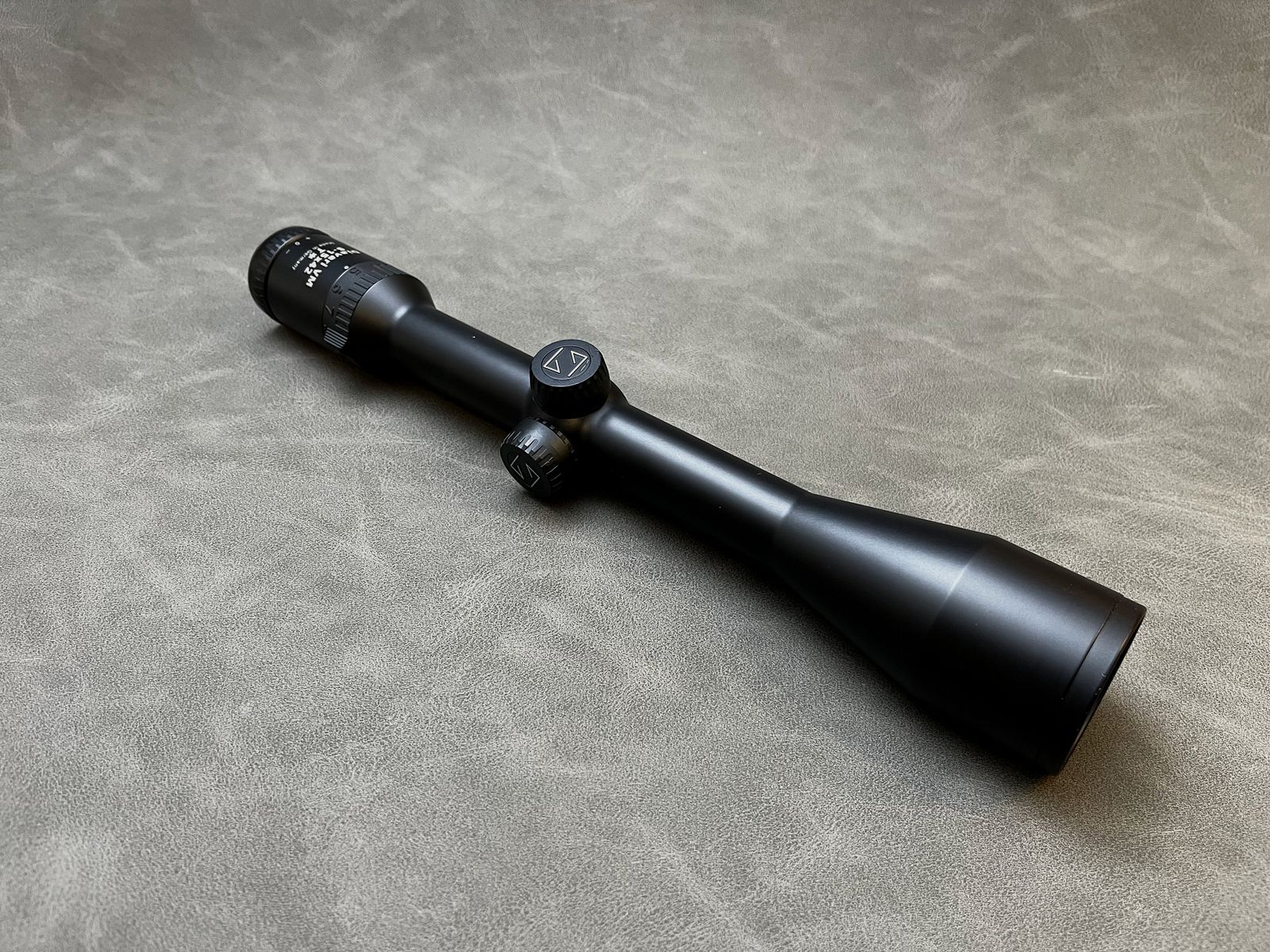 Zeiss Diavari VM 5-15x42 T* mit Schiene