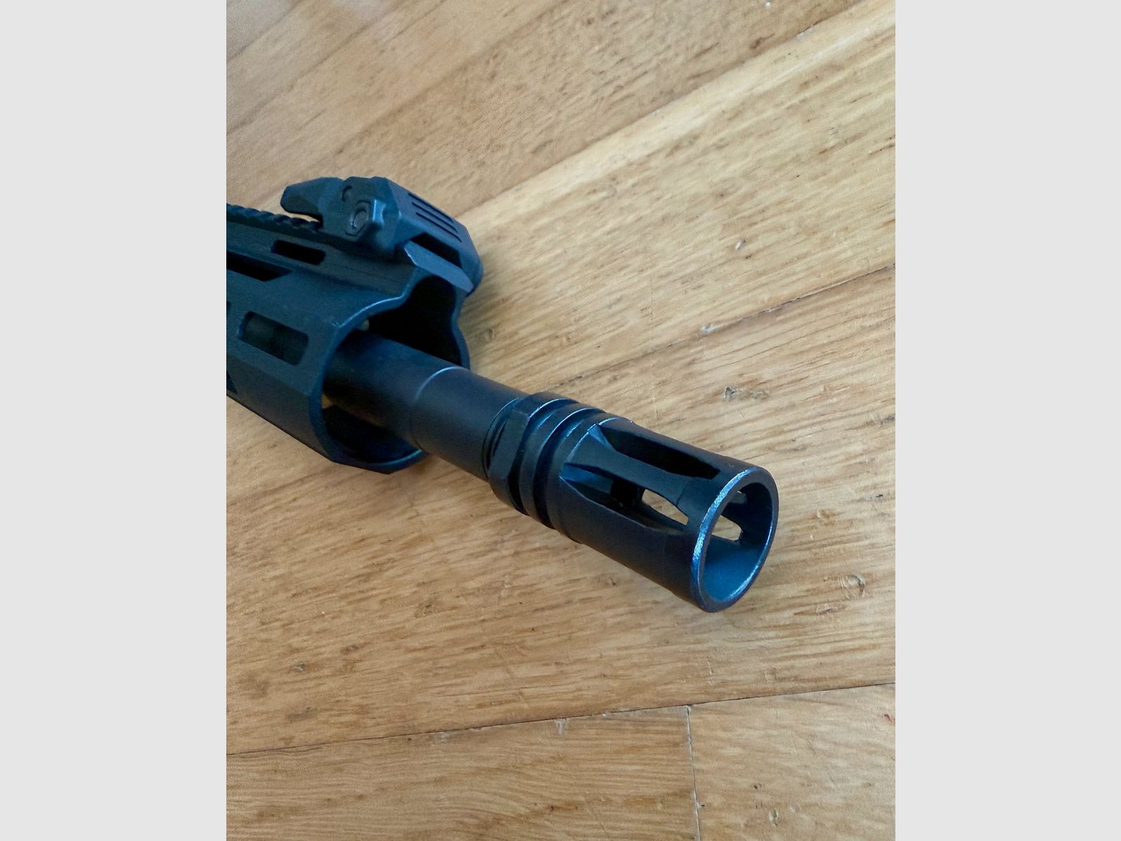 AR-15 di LuxDefTec: LDT15 in 14,5", condizioni top, ottimo rapporto qualità-prezzo, immagine 6 di 6