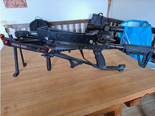 EK Archery Siege 300 Compoundarmbrust + GoGun Magazin-Umbau + Zubehör