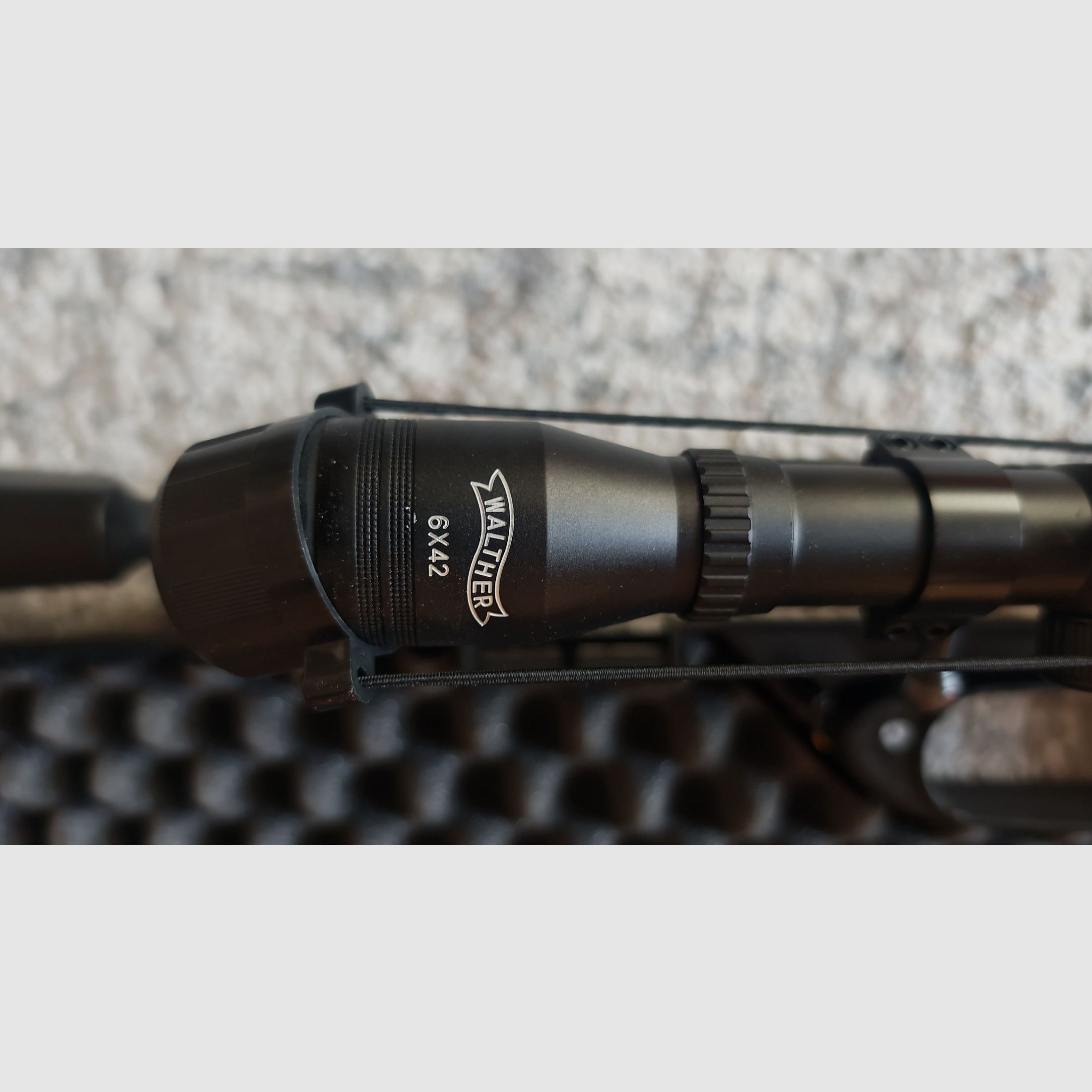 Hämmerli 850 CO2 carabine à air beaucoup d'accessoires, comme neuve !