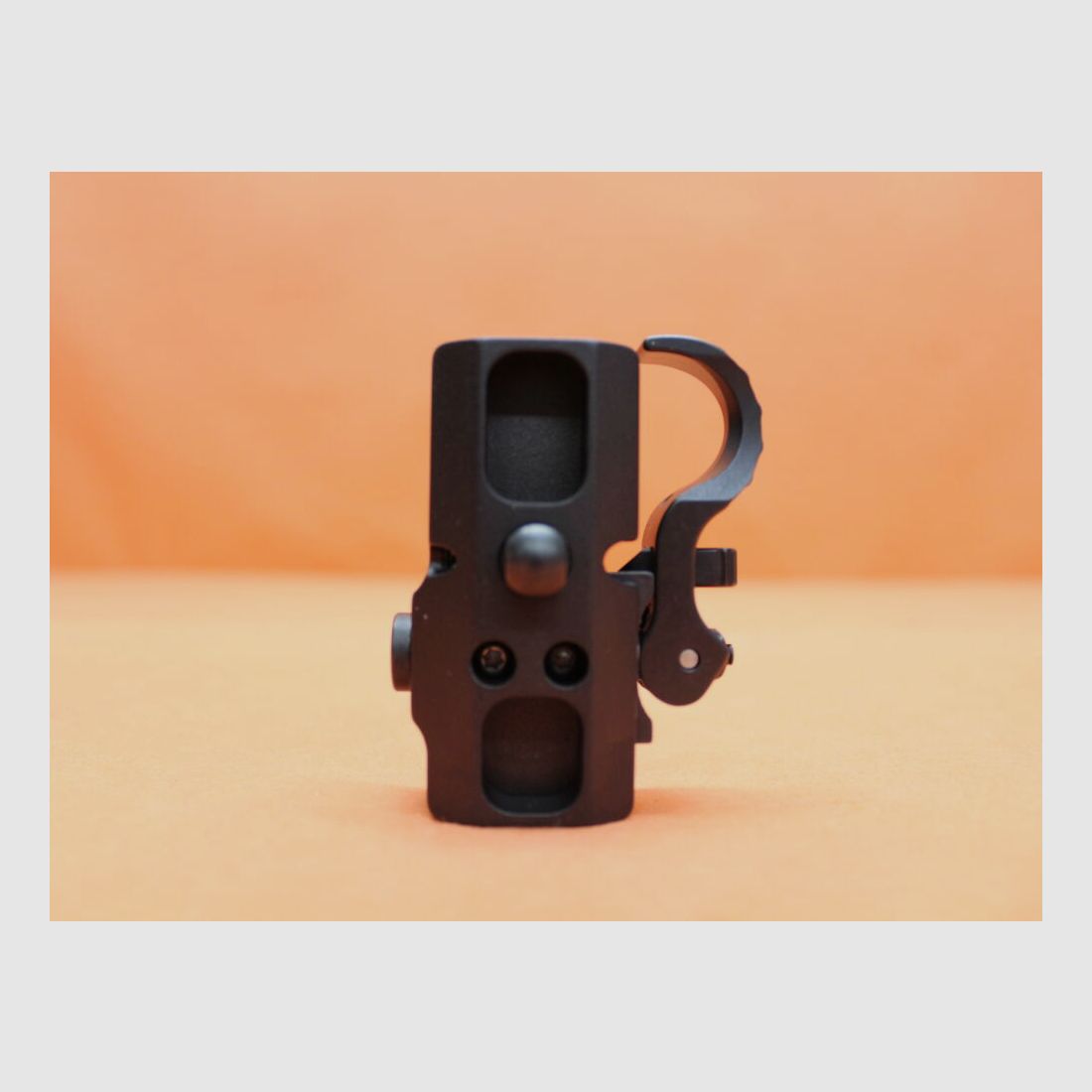 Adaptador de bípode Recknagel Era-Tac QD (T1390-0013) con palanca, tipo Harris para perfil Picatinny (con anilla para correa)