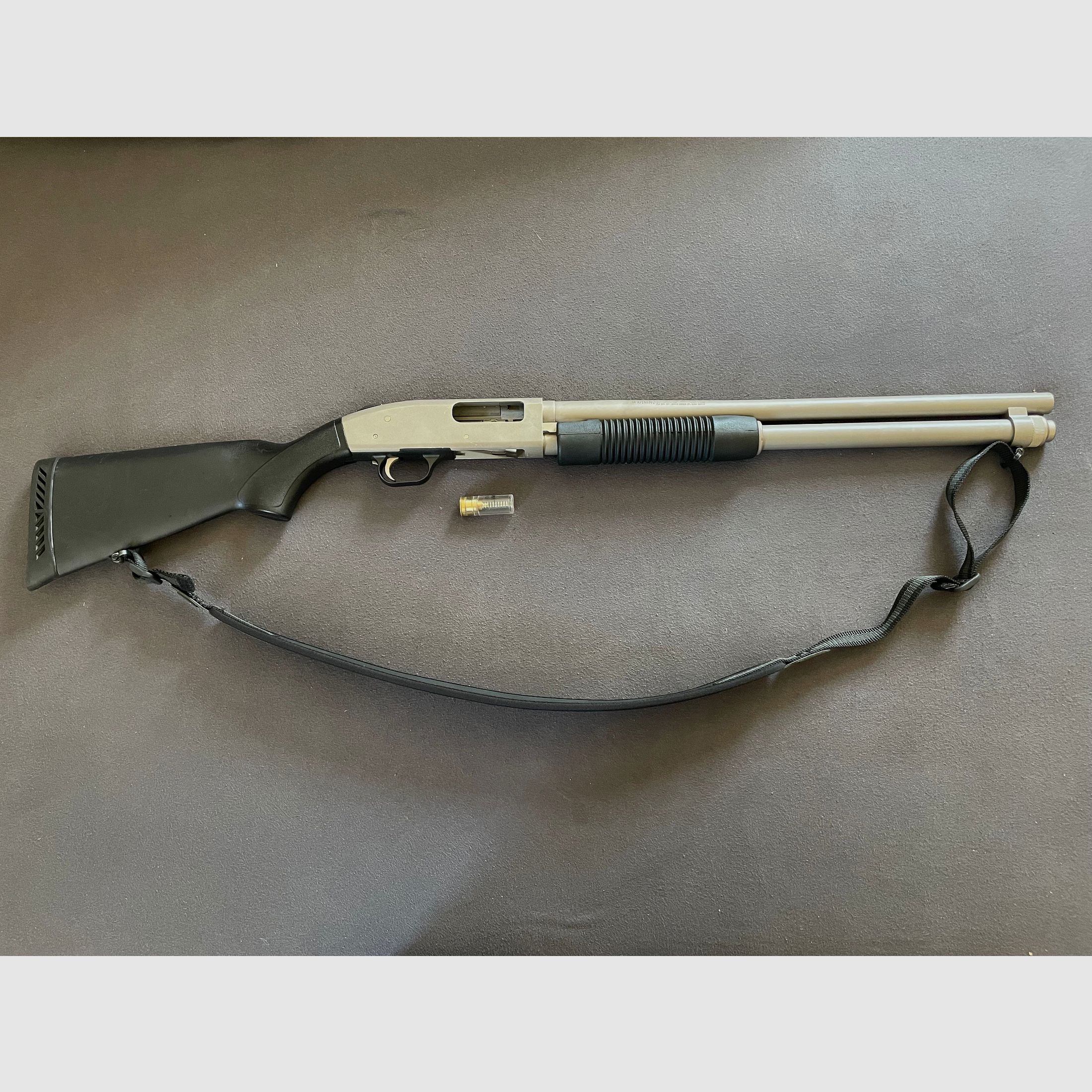 Mossberg 590 Mariner 12/70 schöner Zustand ! 
