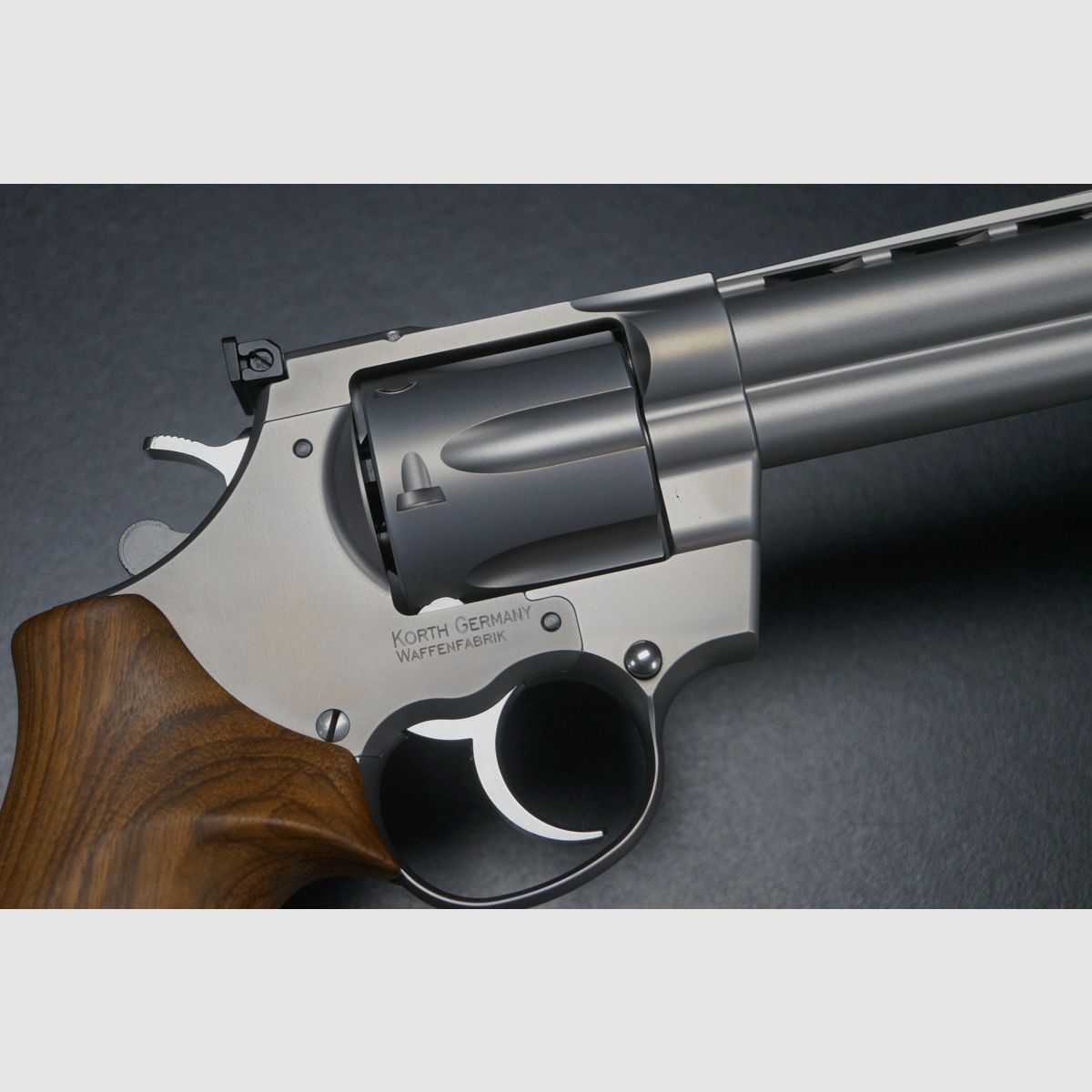 Korth Combat Revolver NSC mit Holz Griff, Bild 2 von 8