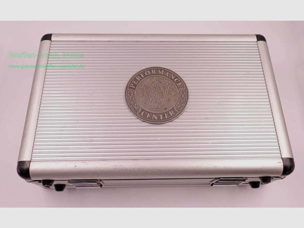 Smith & Wesson - USA Mod. 629-5 Performance Center